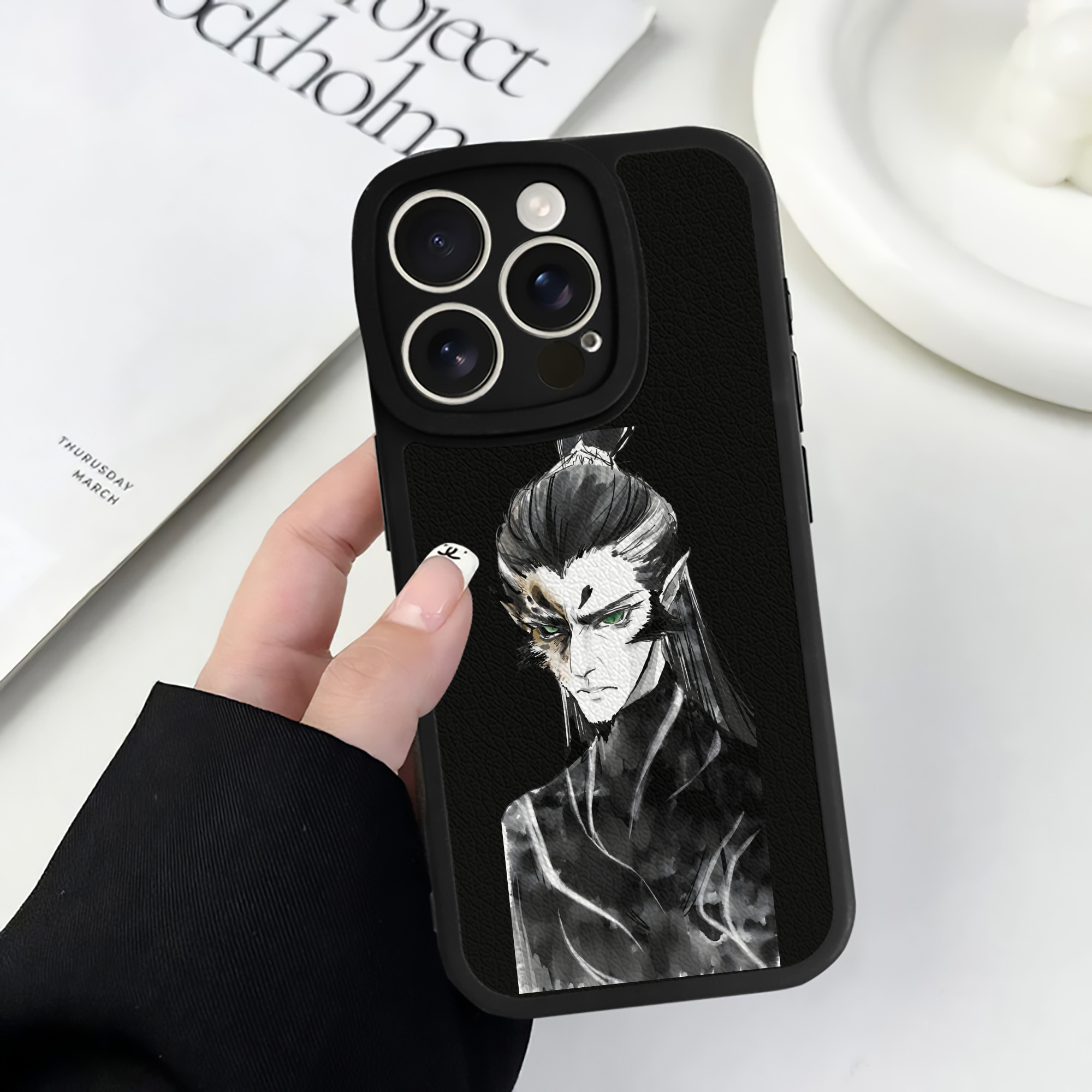 （画像用） Ne Zha 2 ナタ 魔童の大暴れ 【iPhone 16シリーズ対応】シリコンスマホケース（レザー調） 材質：シリコン